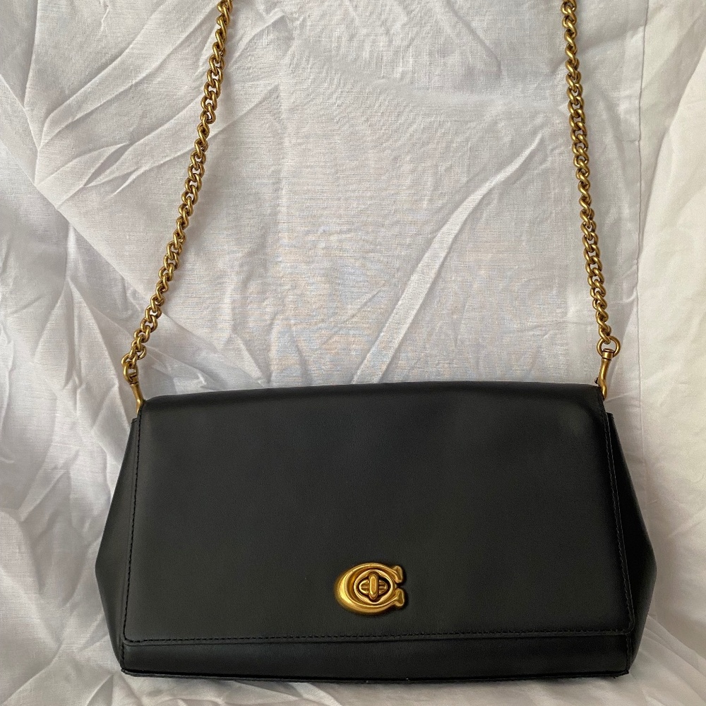 Coach Smooth Leather Alexa Turnlock Large Crossover Chain Clutch